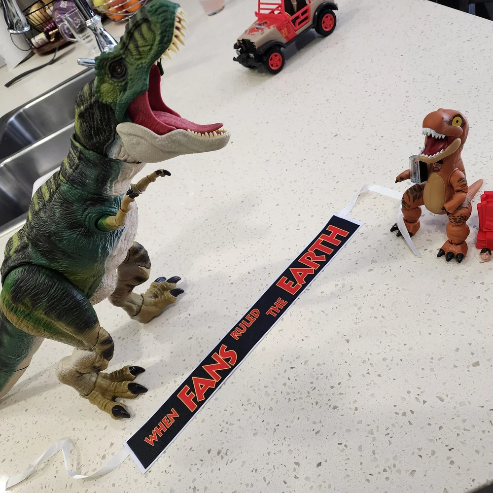 Mattel Hammond Collection Tyrannasaurus Rex Convetion Crasher SDCC 2025 NIB - Picture 3 of 8